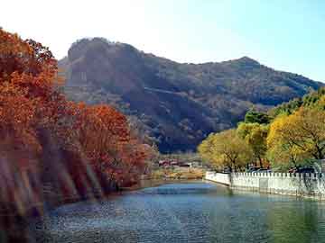 正版澳门天天开彩大全，泰安傲来峰